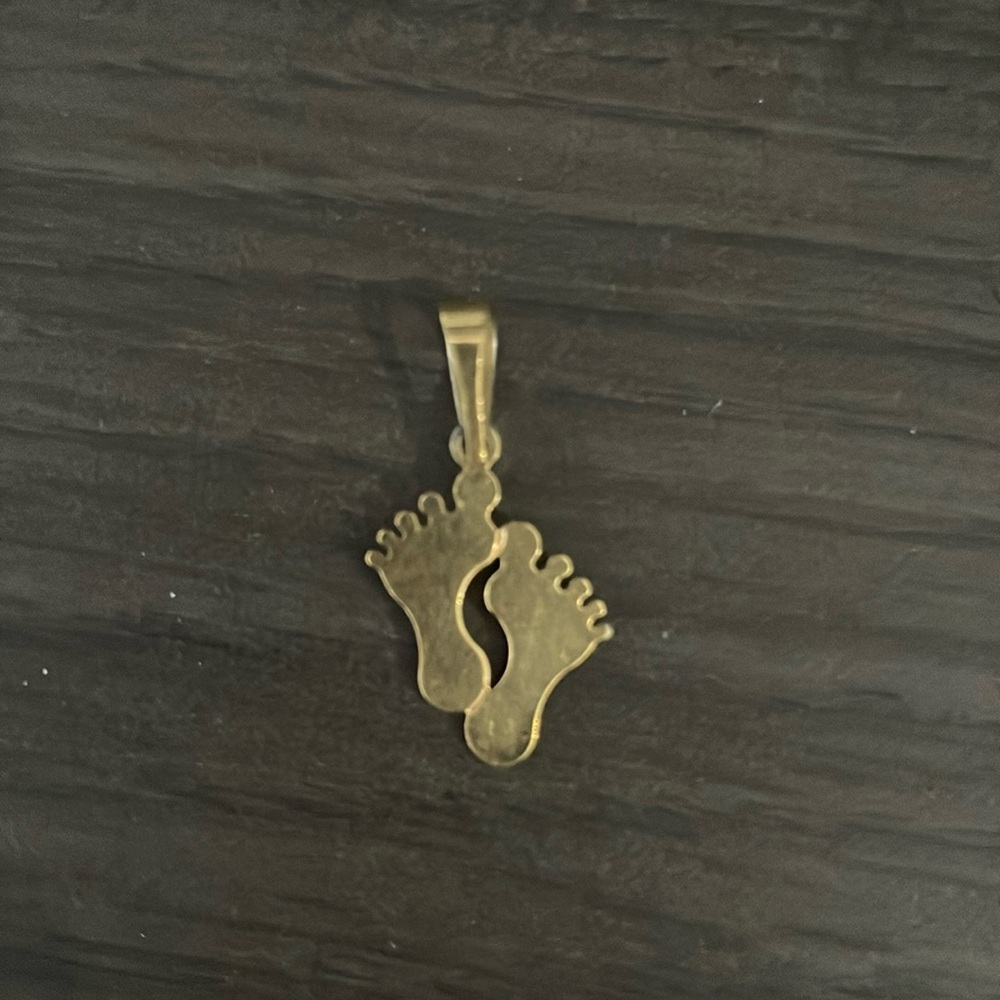 Barefoot necklace gold charm